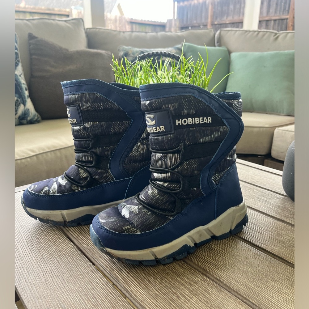 Blue Snow boots size 10.5